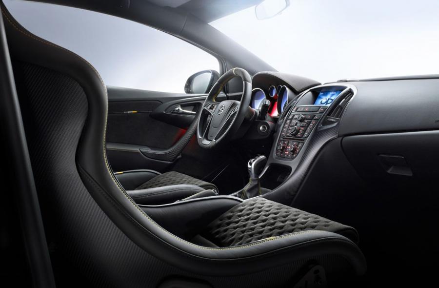  Opel Astra OPC Extreme Concept 2014 года  (фото 9 из 19)